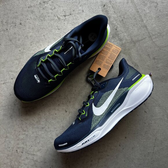 Nike Air Zoom Pegasus 41 Seattle Seahawks FZ5096-400 Men's 13 NHL RUNNING SHOES - Picture 1 of 6